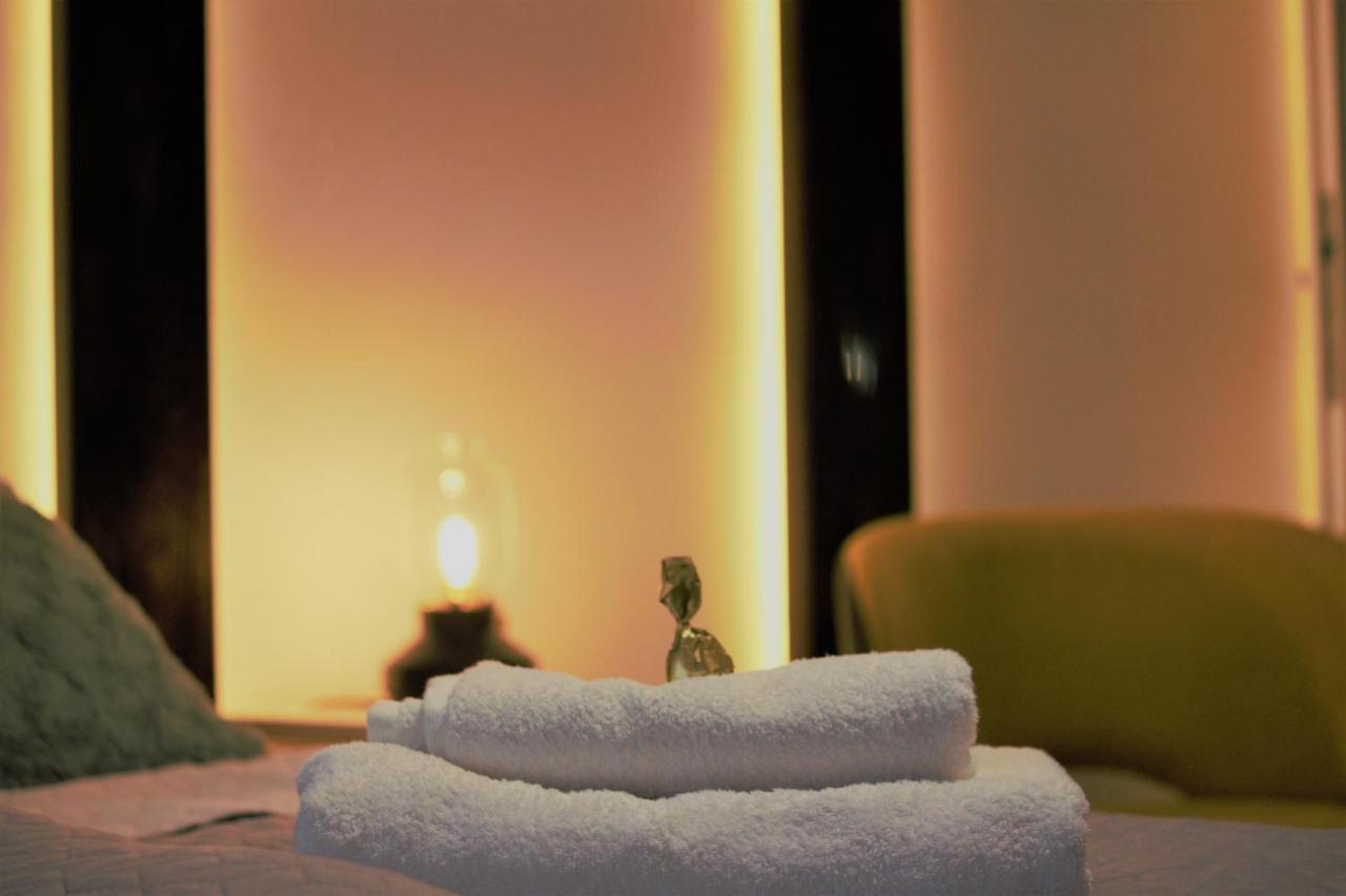 Kishaz Apartman Eger Buitenkant foto